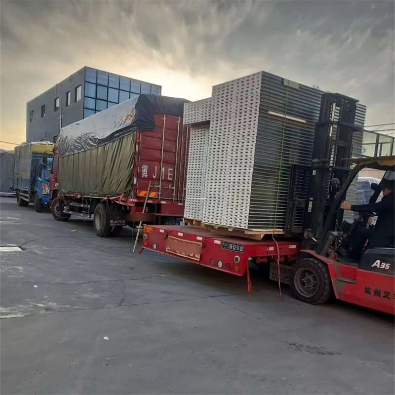 内蒙古锡林郭勒盟东乌珠穆沁旗到荆门物流公司，一站式服务为您的货物保驾护航